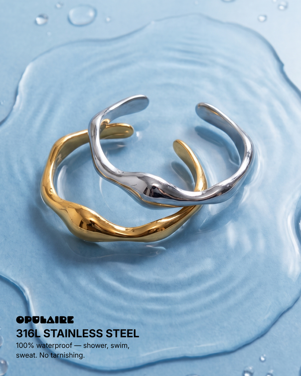 Maeve - Wavy cuff bracelet - Stainless steel