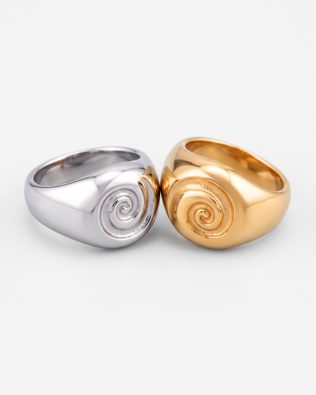 Isis Ring