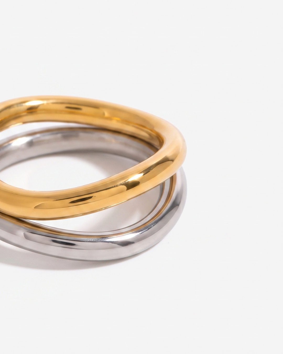 Roxy rings