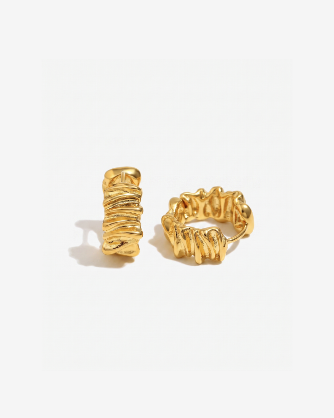 Elin - Draped huggie earrings - Stainless steel