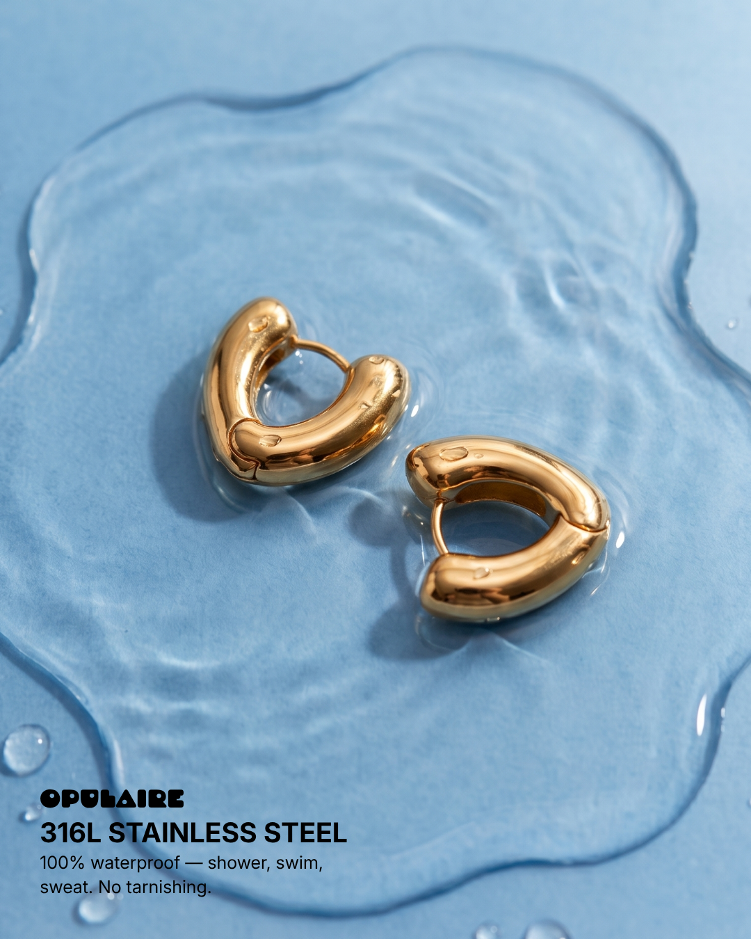 Julia - Chunky heart huggie earrings - Stainless steel