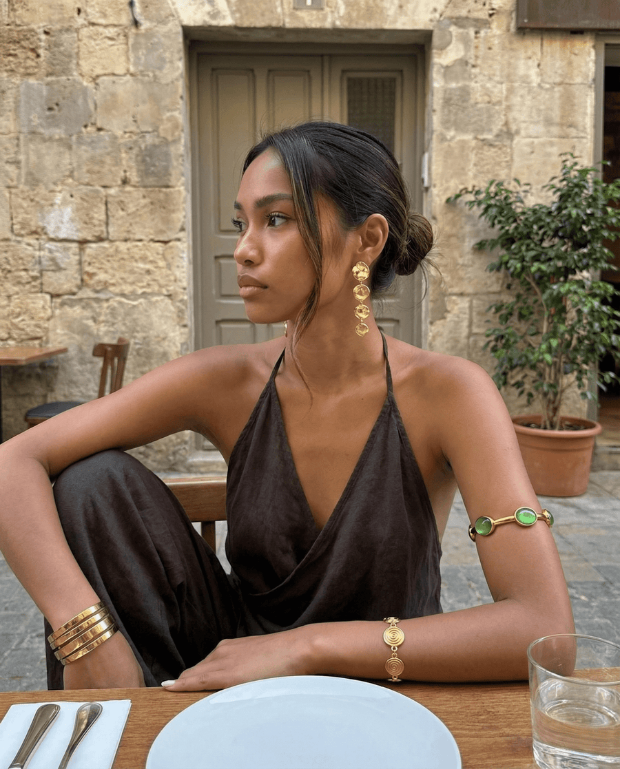 Emani - Hammered disc drop earrings - Stainless steel
