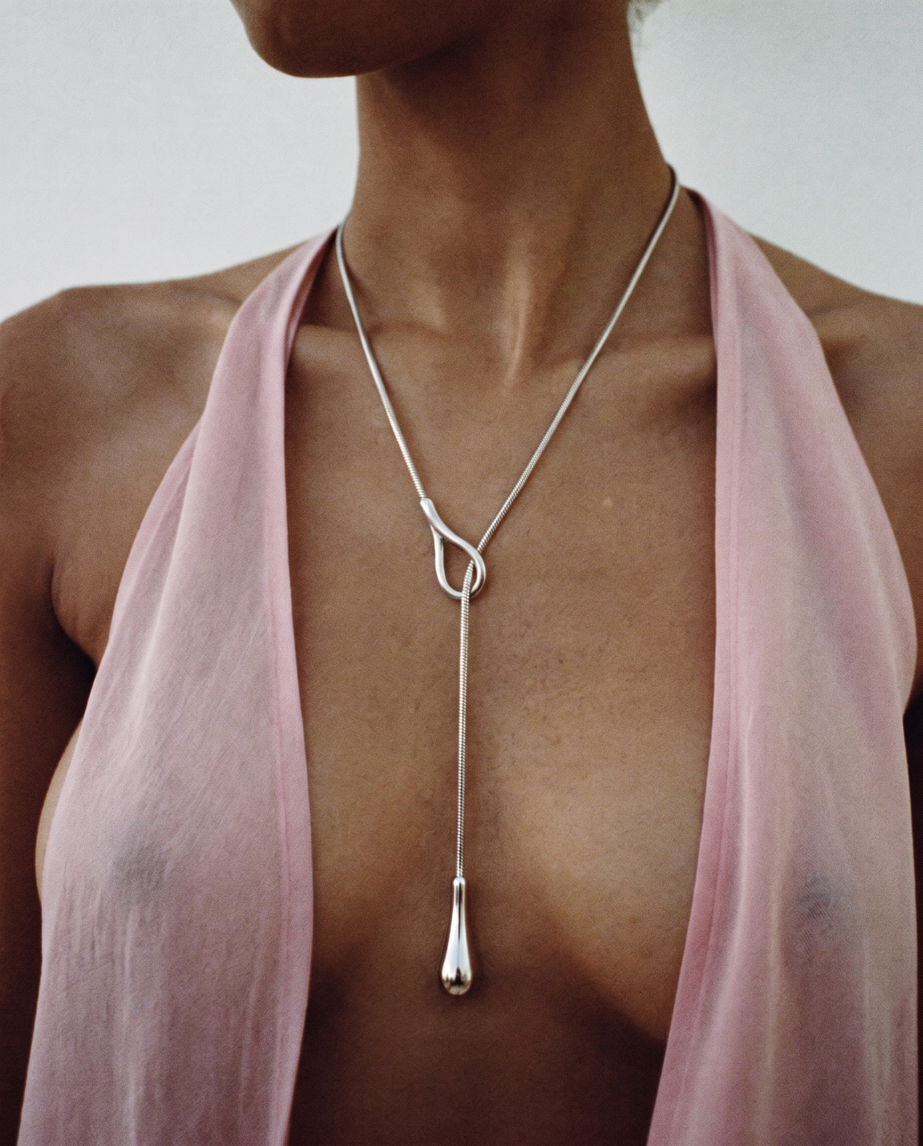 Emy necklace