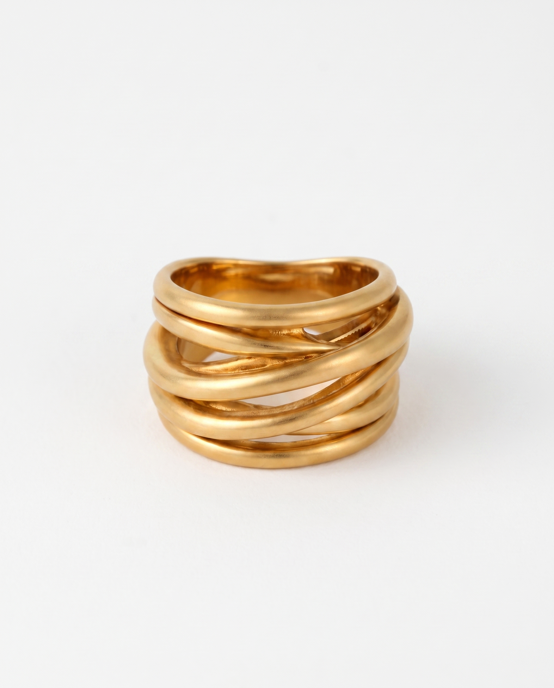 Amadora ring