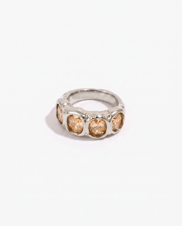 Valeria Ring