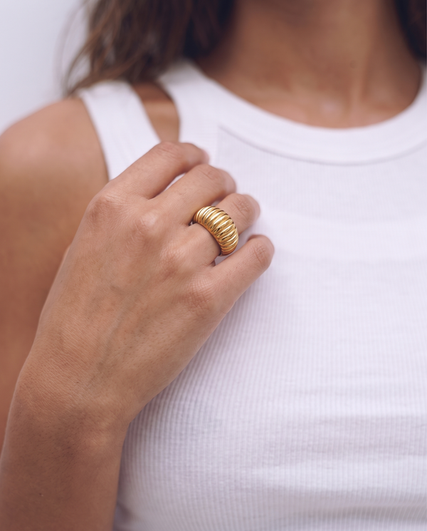 Tess - Ribbed dome ring - Stainless steel