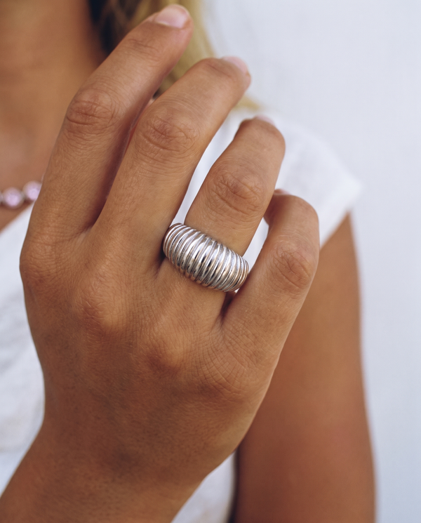 Tess - Ribbed dome ring - Stainless steel