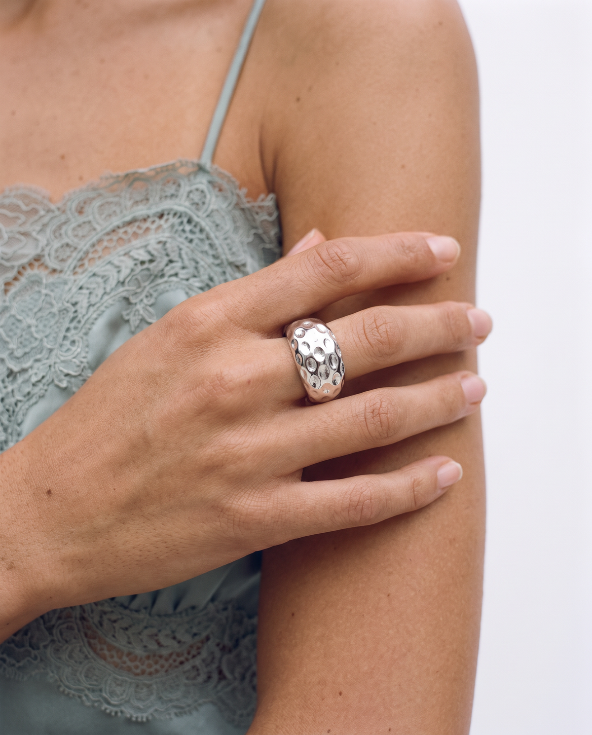 Saar - Hammered dome ring - Stainless steel