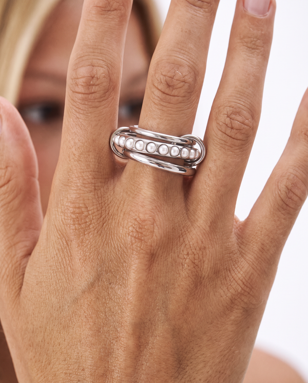 Emilia ring