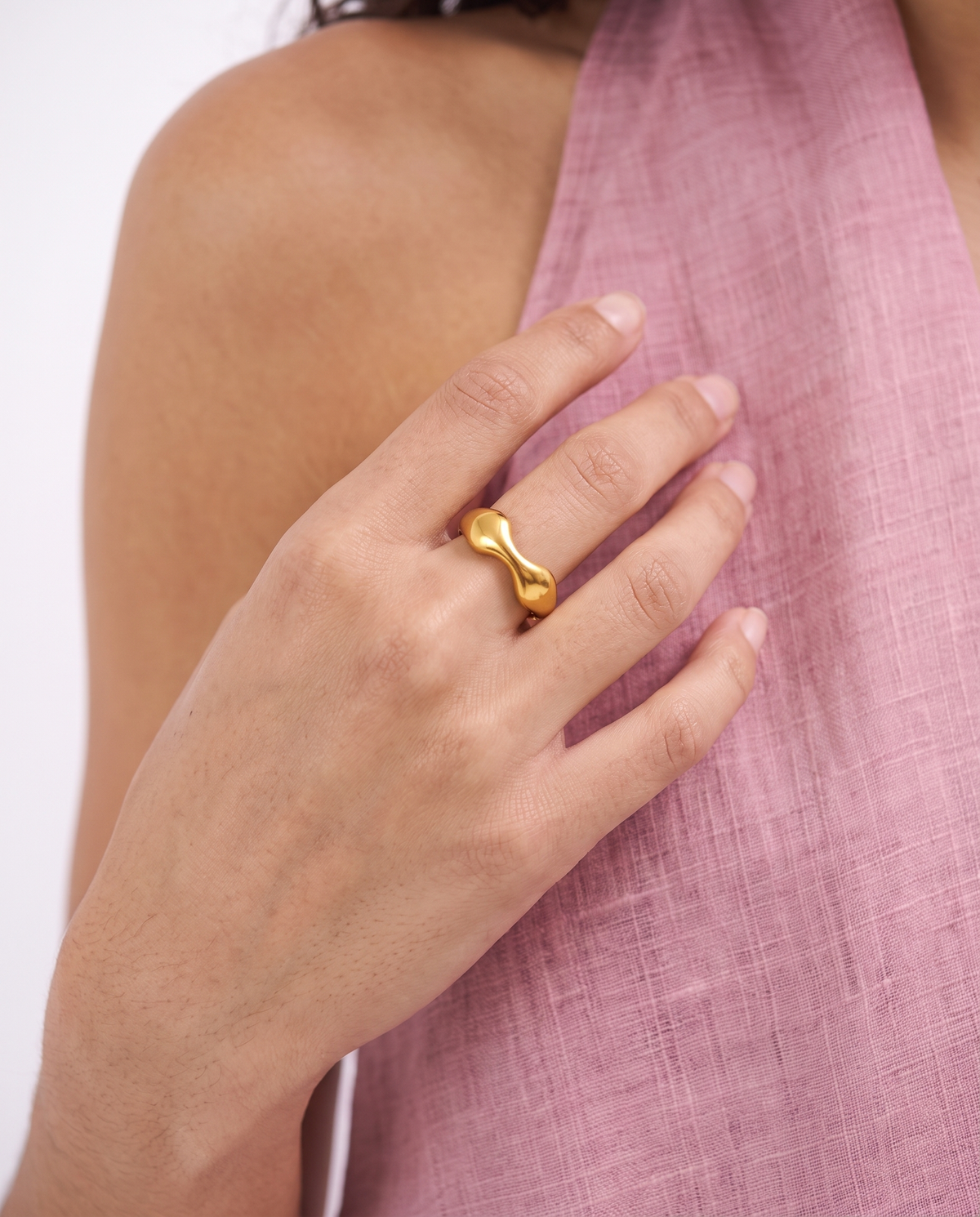 Maeve ring