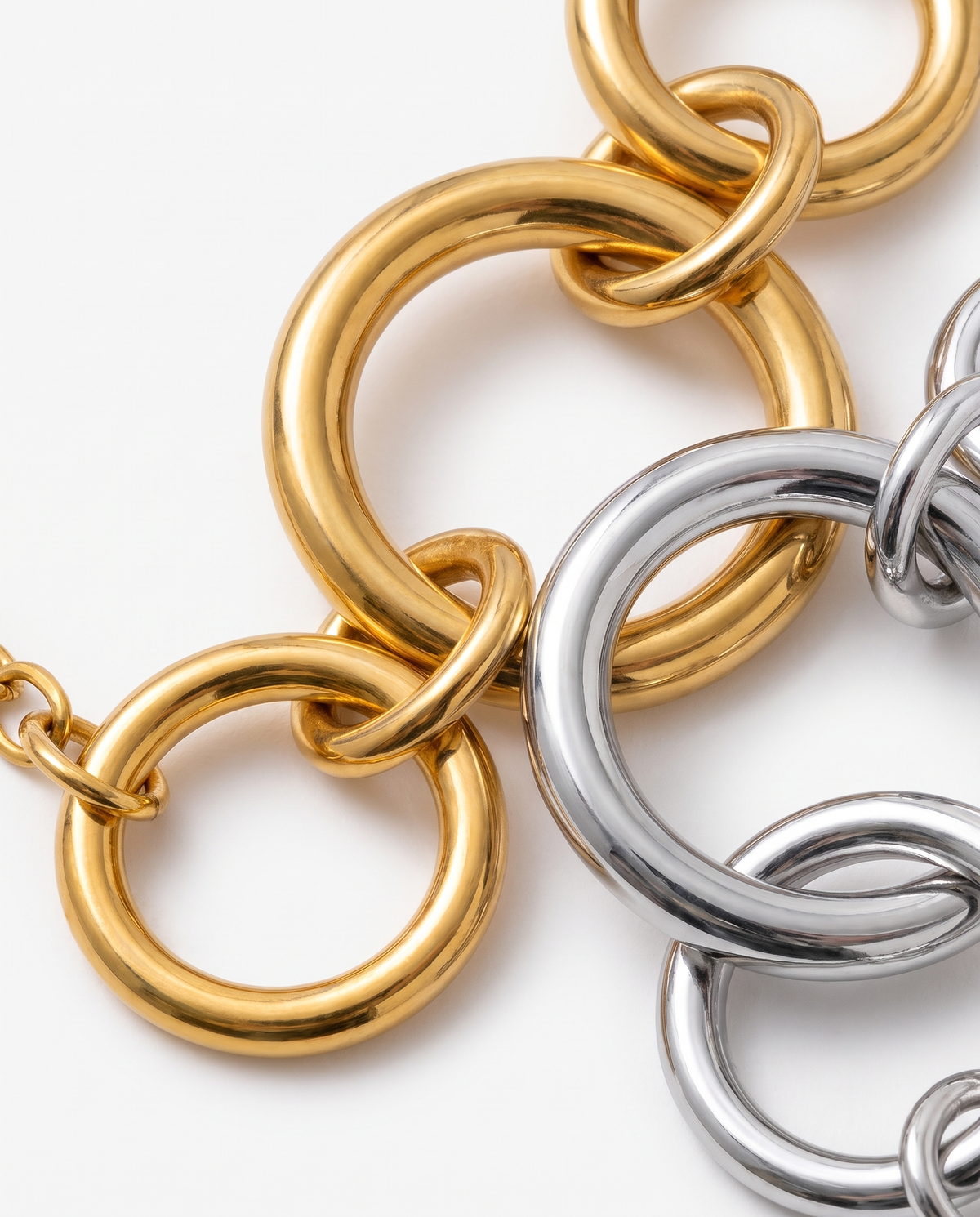 Fem bracelet