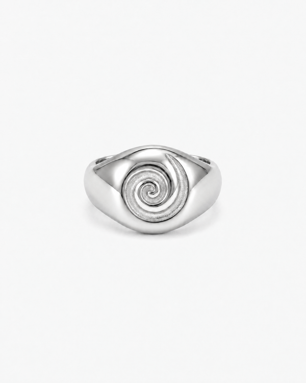 Isis Ring