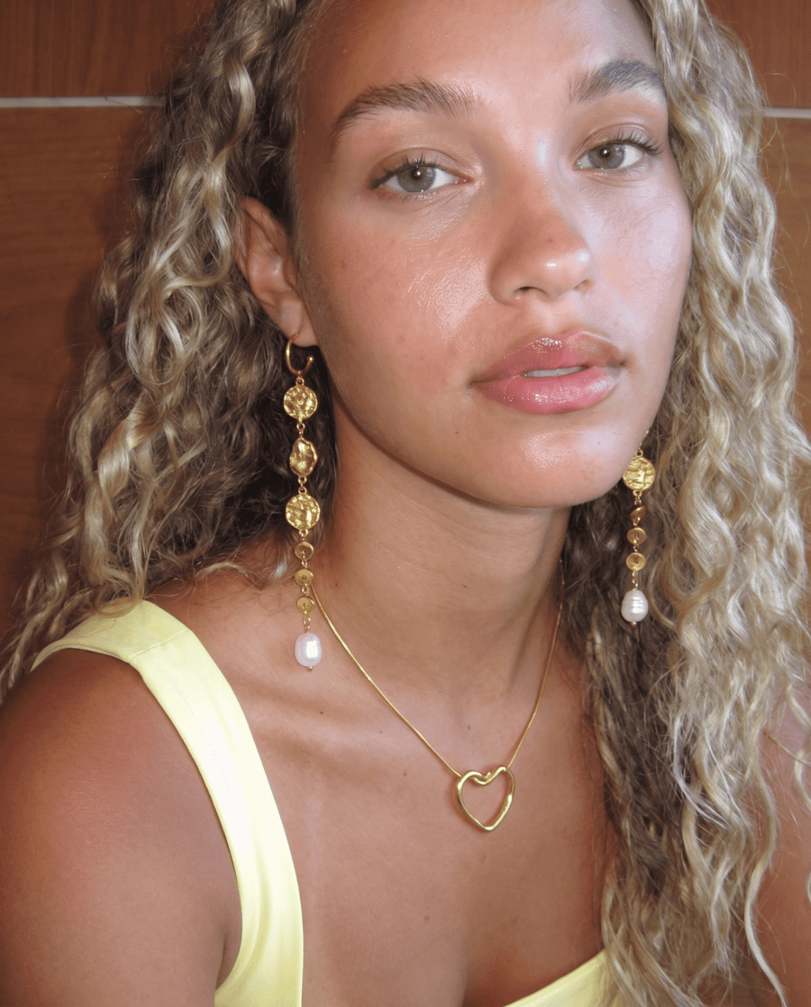 Tia OHRRINGE